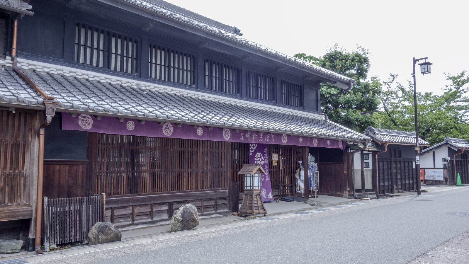 藍と絞りの店 中濵 の店舗写真